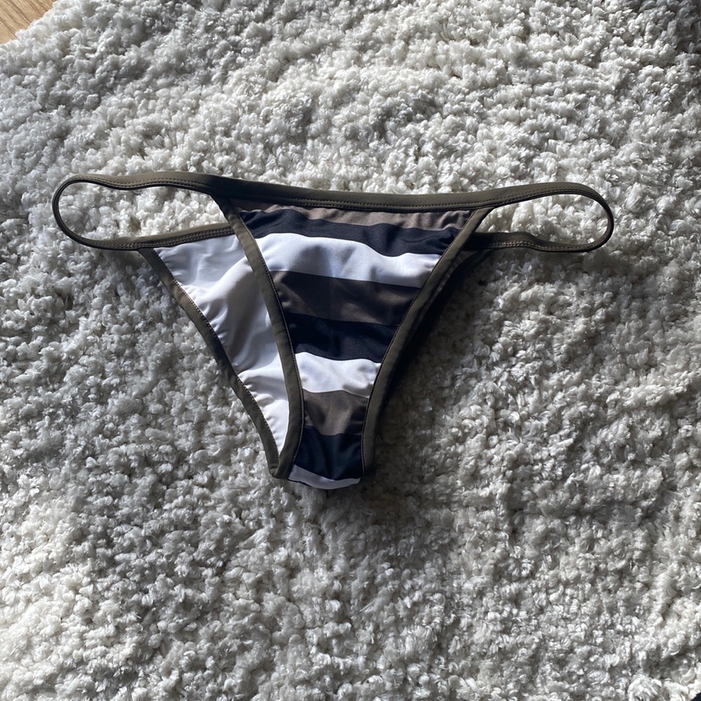 Perfect Condition - Fell Swim Bottoms XS